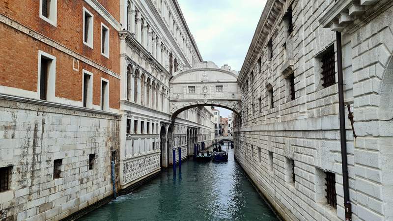 Most Uzdaha Venecija Putovanje