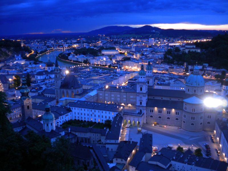 Salzburg noću