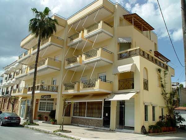 Vila Kiapekou Edipsos leto 