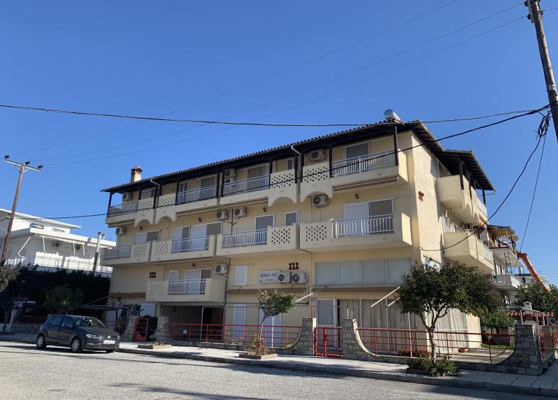 Vila Nikiforos Nei pori leto