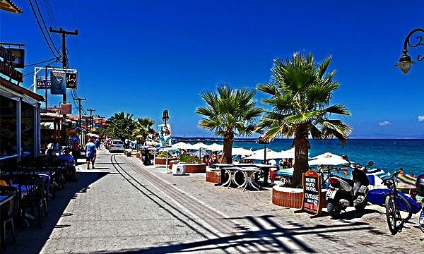 Letovanje Grčka Pefkohori palme