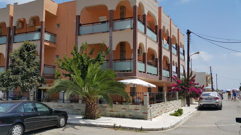 Vila Berlin Sarti Leto 
